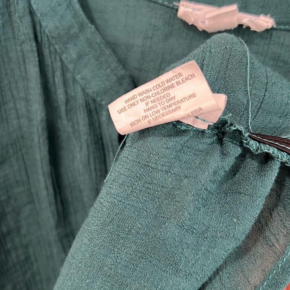 Twine‎ & String delicate twist front blouse large - Picture 6 of 6